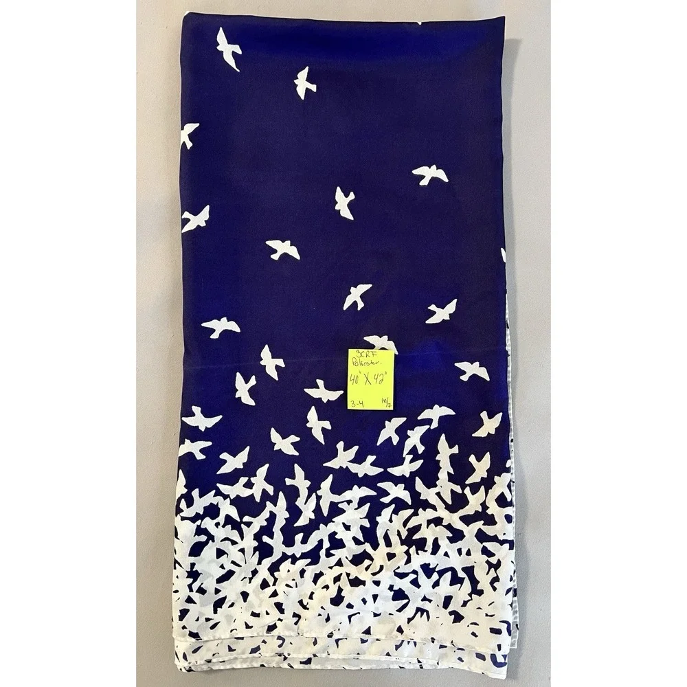 The Limited Scarf Polyester many pigeons flying Blue‎ White 40